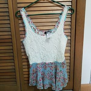 Rue 21 lacy top